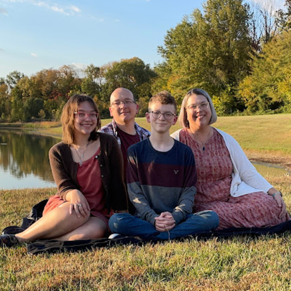 Meet your Posher, Allison - Picture 1 of 1